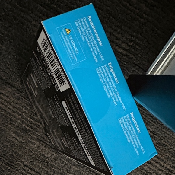 Silver USB-C Multiport Adapter - Picture 3 of 4